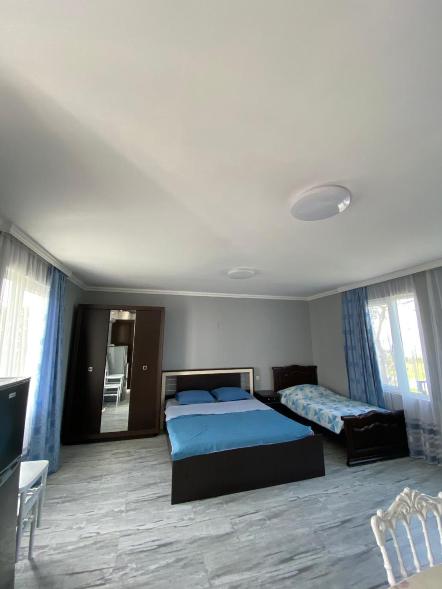 House On Moryakov 55 Aparthotel Chakvi Quarto foto