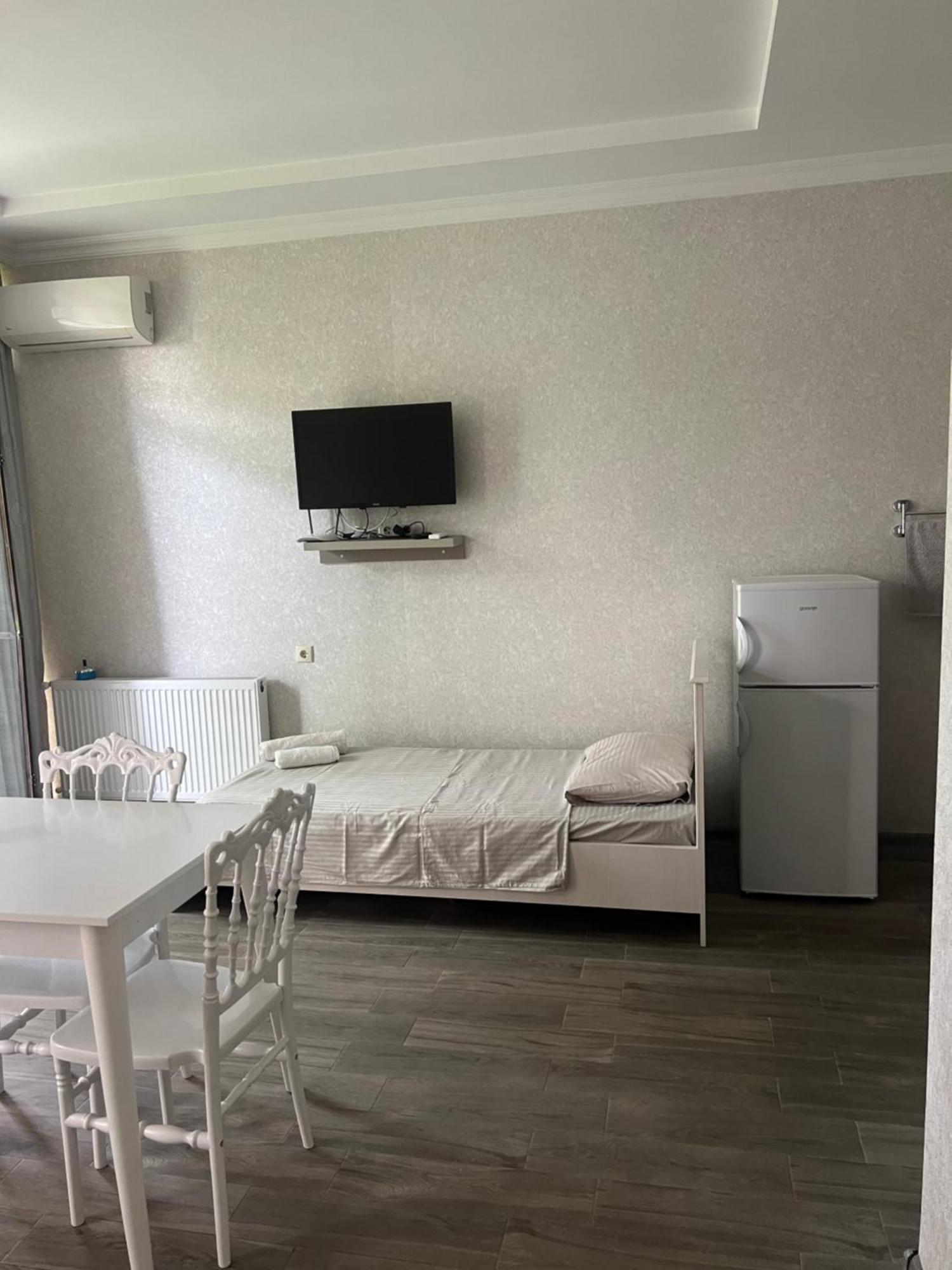 House On Moryakov 55 Aparthotel Chakvi Exterior foto